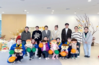 以一份温暖 换一身星光——pp电子纸业团委与曹桥行知幼儿园发展爱心结对活动