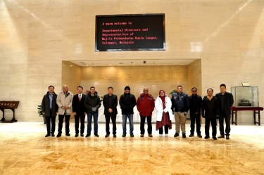 马来西亚瓜拉冷岳市议会辅导及处所代表一行光临pp电子纸业领导互换