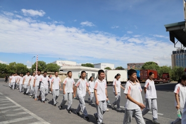 青春有梦 携手同业 | 浙江省平湖中学2024级高一新生生涯规划进建走进pp电子纸业