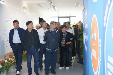 平湖市社经室老干部一行赴pp电子调研